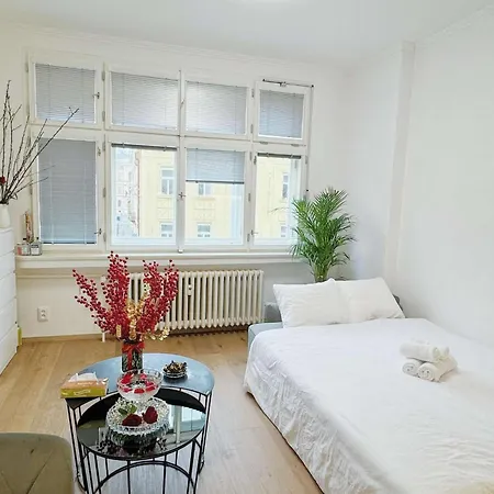 شقة Cozy Nest براغ